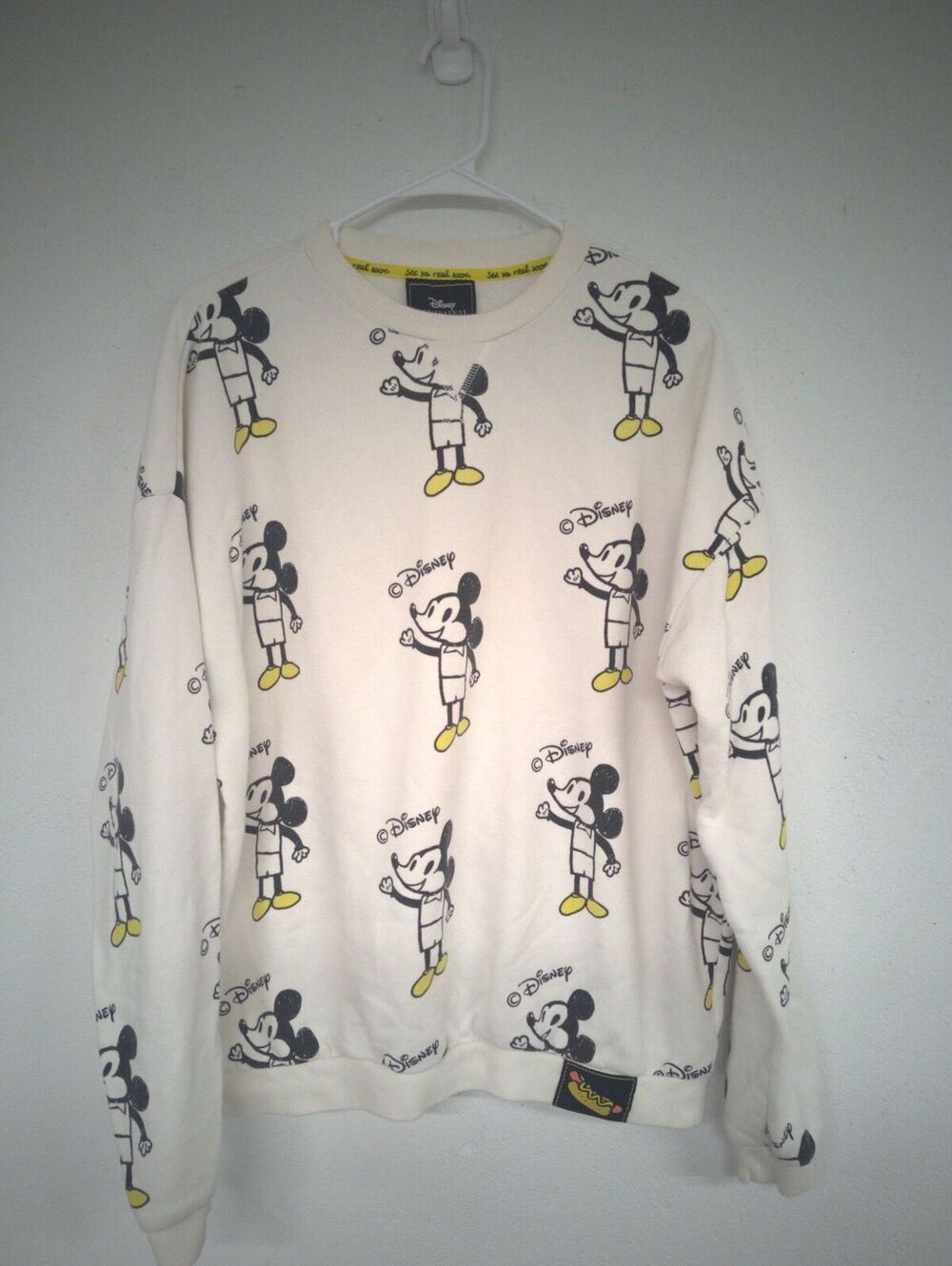 Disney Artist Series Nanako Kanemitsu Mickey Mouse Sweatshirt Adult M White